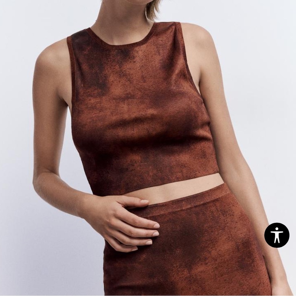 Zara • NWOT Orange and Black Antique Finish Knit Crop Top Size Medium